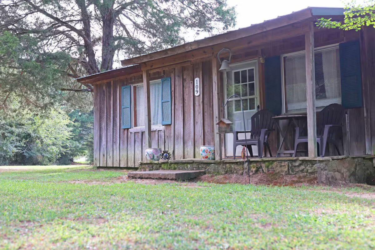 Front exterior of Cottage in the Woods, secluded cabin rental near Greers Ferry Lake